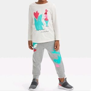 Shark & heart Valentines outfit